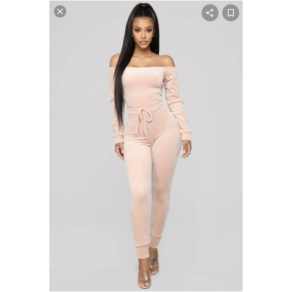*NWT* Fashion Nova Plush Pink Velour Jumpsuit